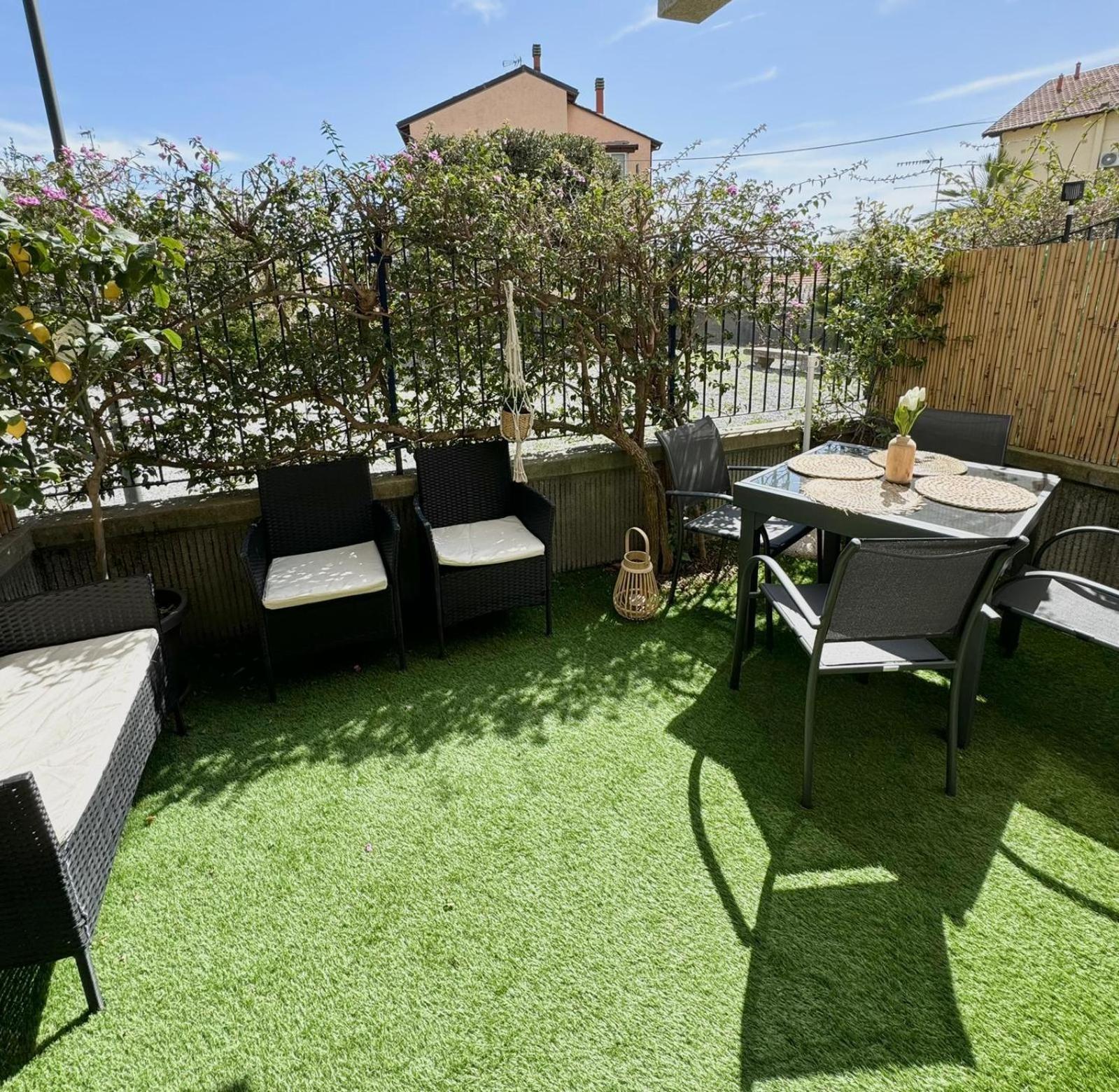 Casa Ohana Ceriale Open Space 4 Persone Bagian luar foto